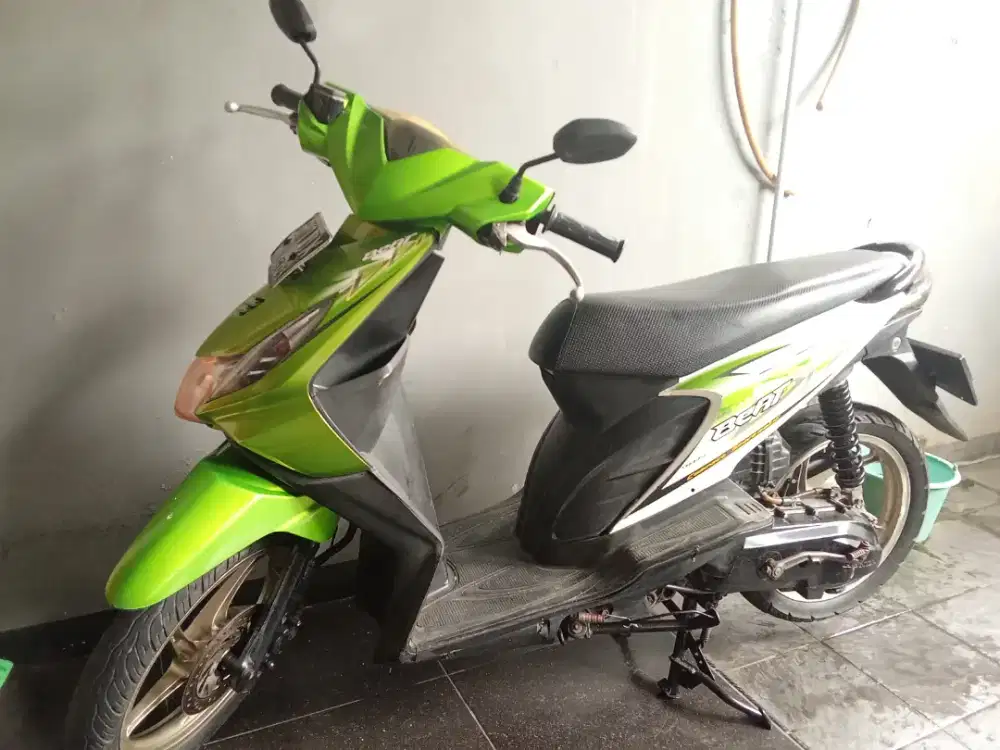 Honda beat karbu Thn.2012.