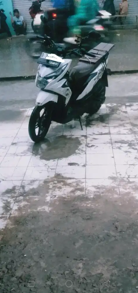 Honda beat street tahun 2018