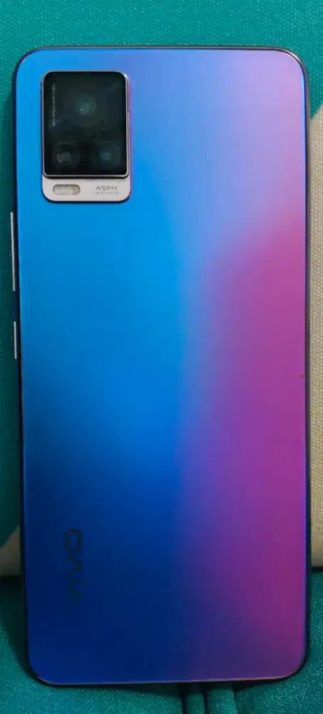 Vivo V20 dijual karna kamu