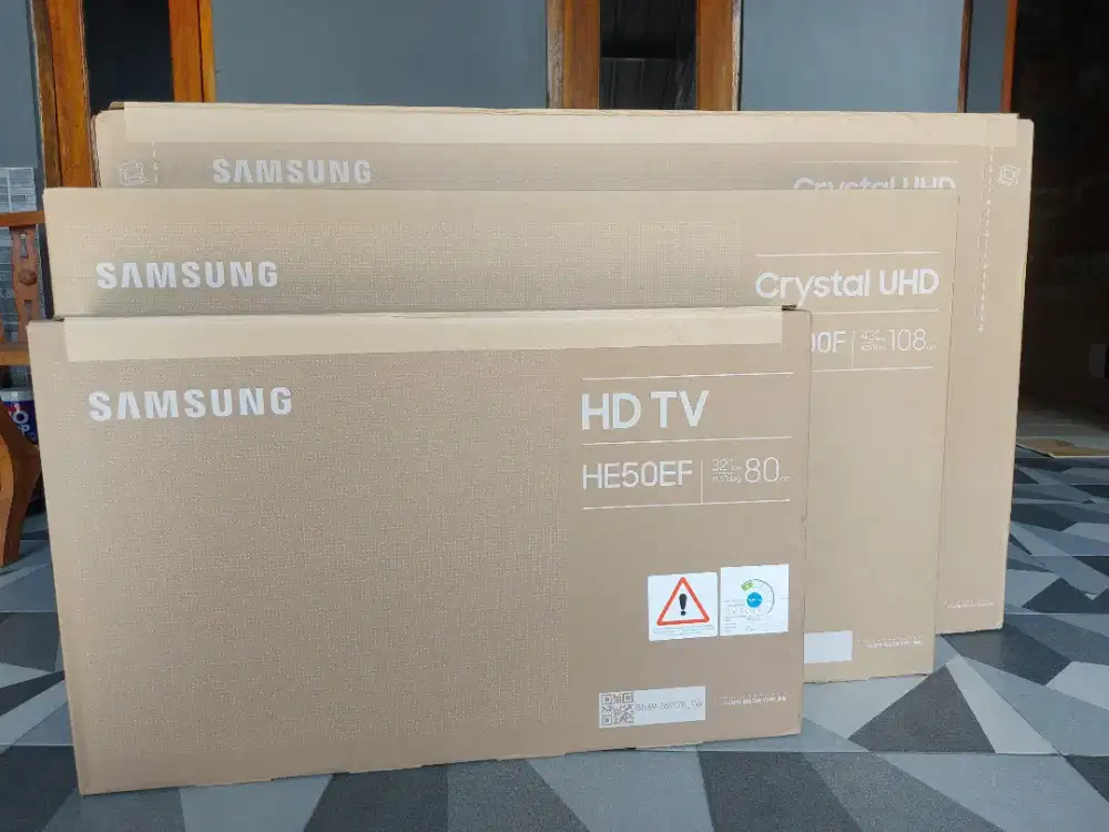 Samsung smart tv 32 inch 43 inch & 50 inch QLED smart tv
