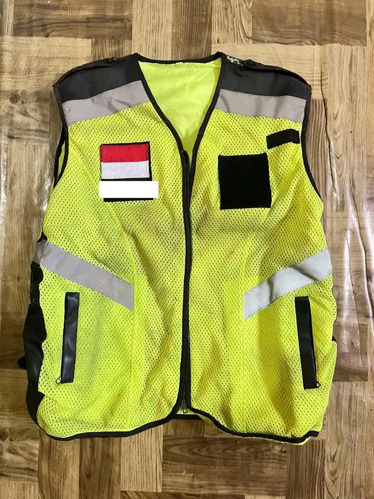 Rompi hijau army