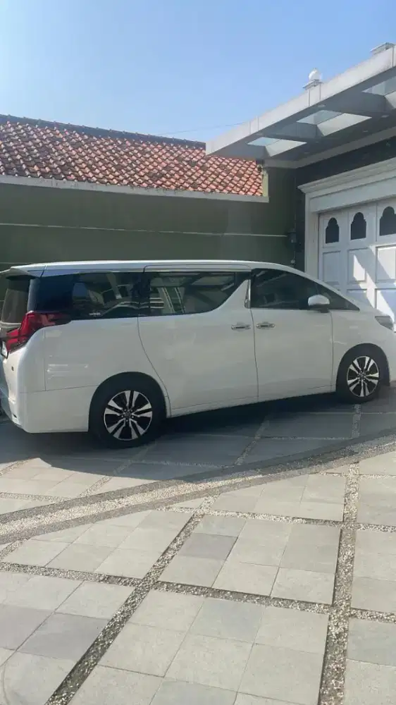 Alphard low km jarang di pakai