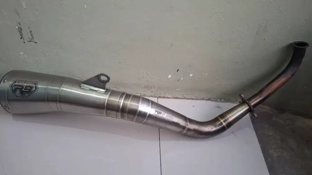 Knalpot AEROX R9 GP Series stainles