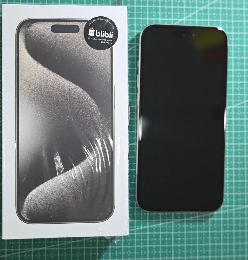Iphone 15 pro 256gb garansi blibli