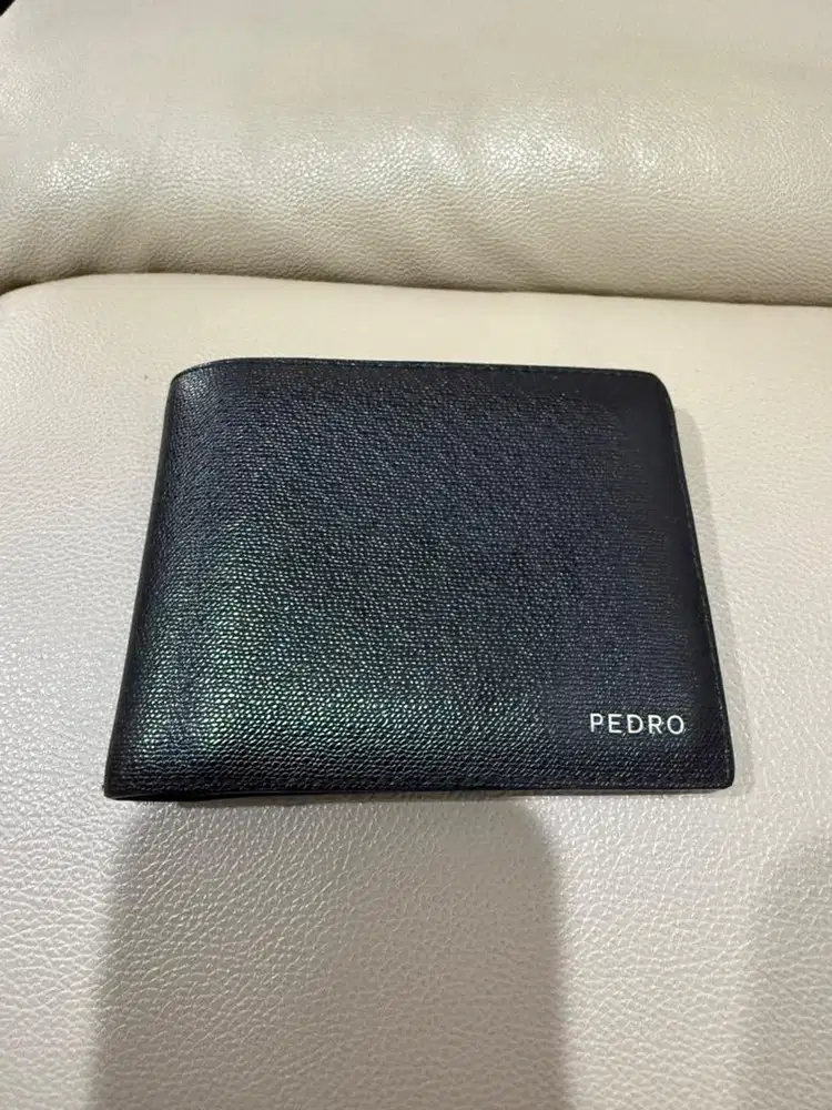 Preloved Dompet pria pedro