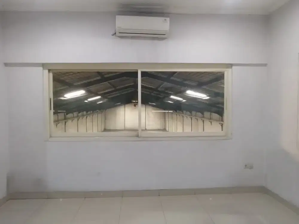 JUAL GUDANG SIAP HUNI DIPERGUDANGAN MARGOMULYO