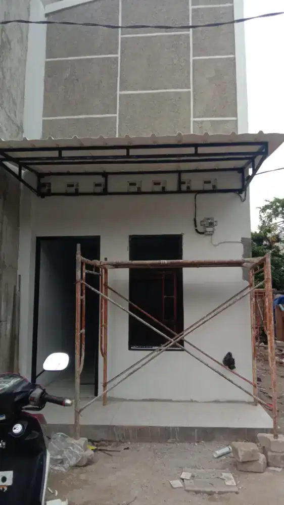 Rumah Jl.Raya Bogor (3KT + Carport) near Pintu Tol TB Simatupang
