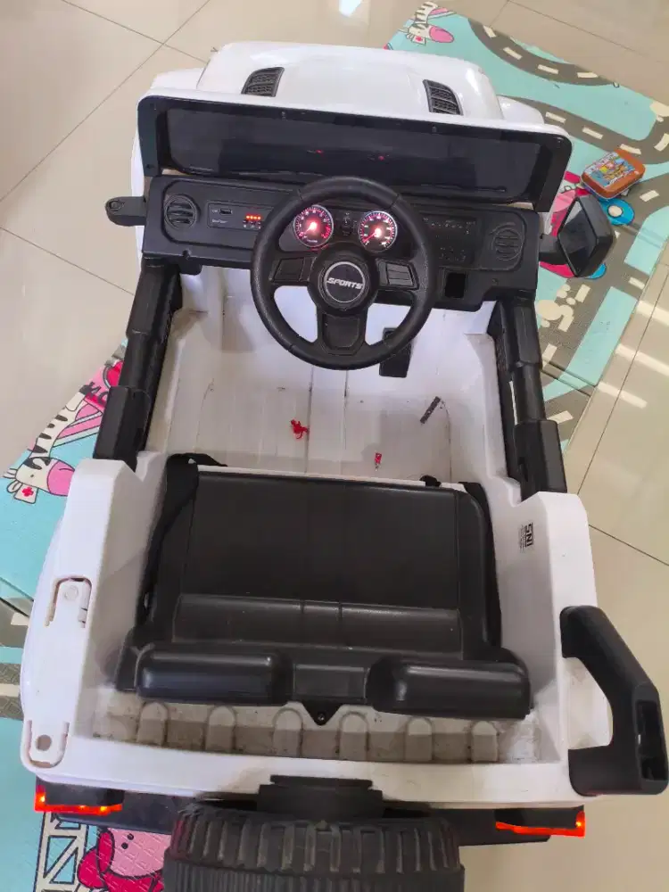 Dijual Mobil Remote Anak Jeep
