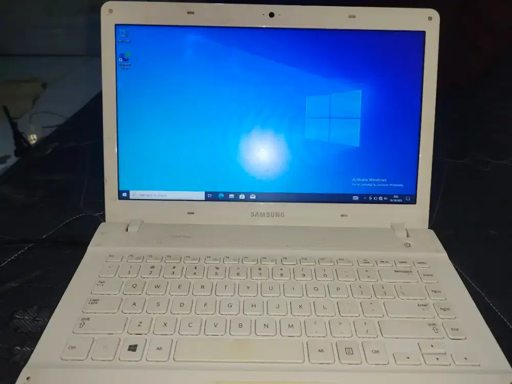 LAPTOP SAMSUNG np275e4v
