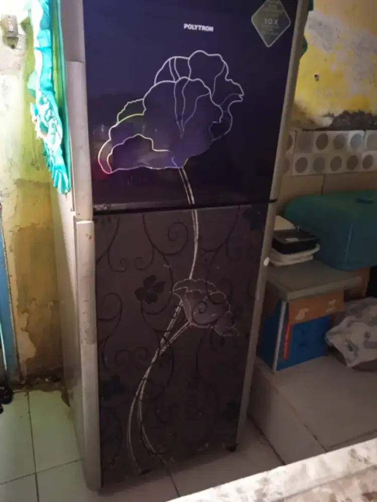 Jual Kulkas dua pintu merk POLYTRON