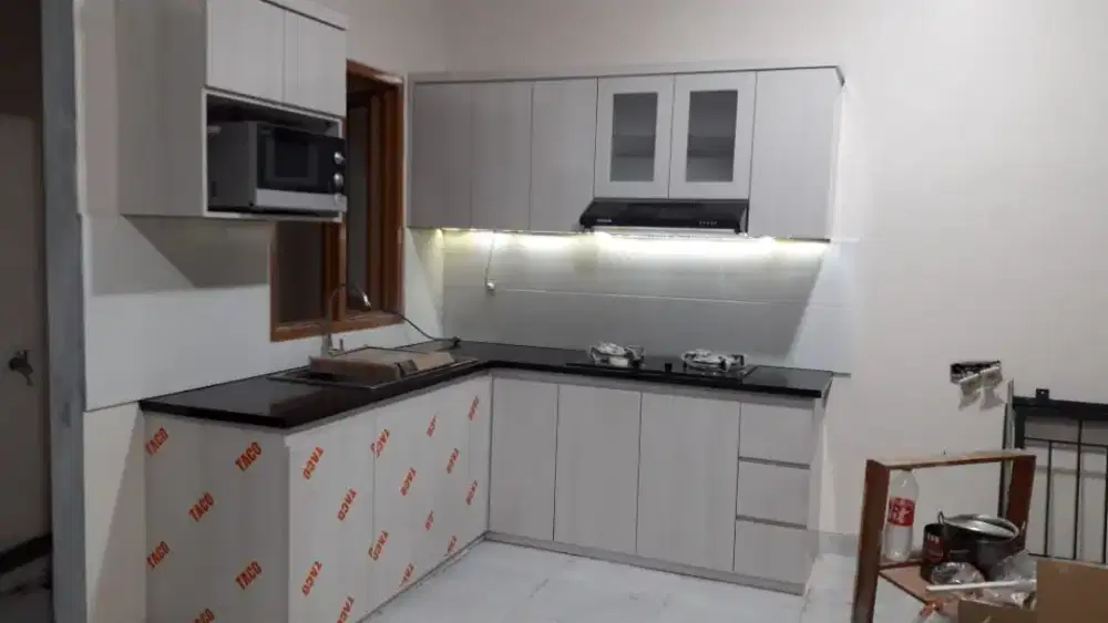 kitchen set (harga per meter)