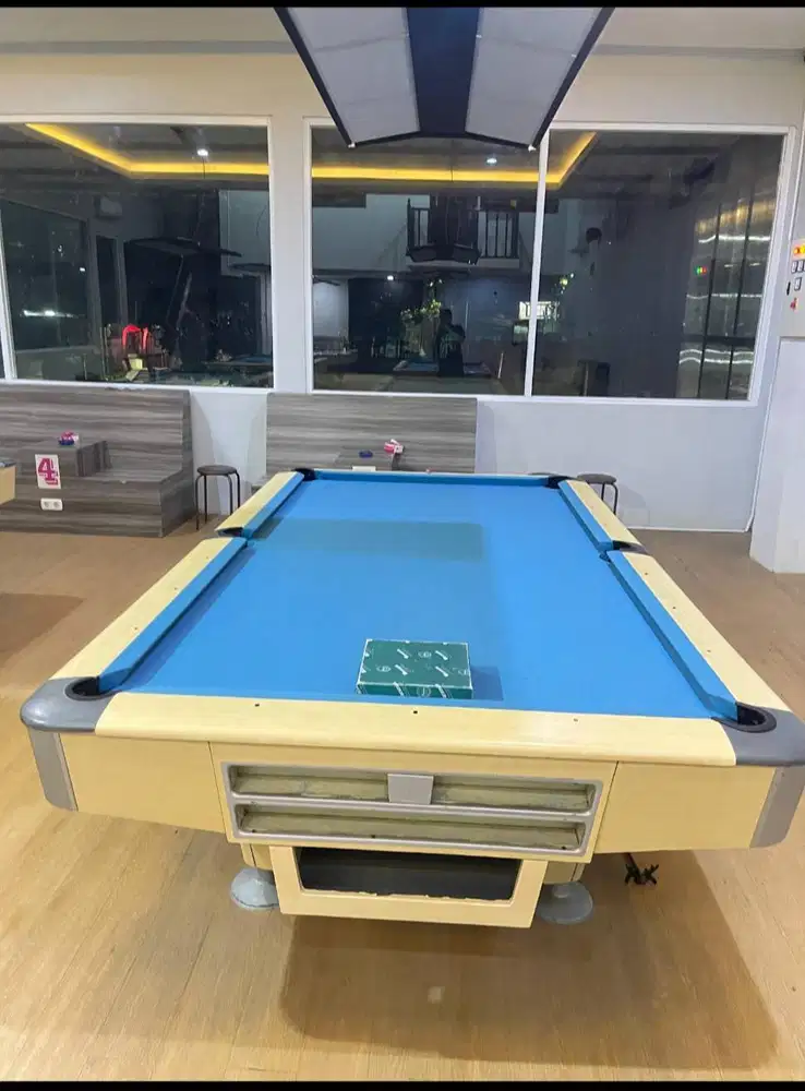 DIJUAL 4 UNIT MEJA BILLIARD 9 feet MURREY LENGKAP STIK DAN BOLA