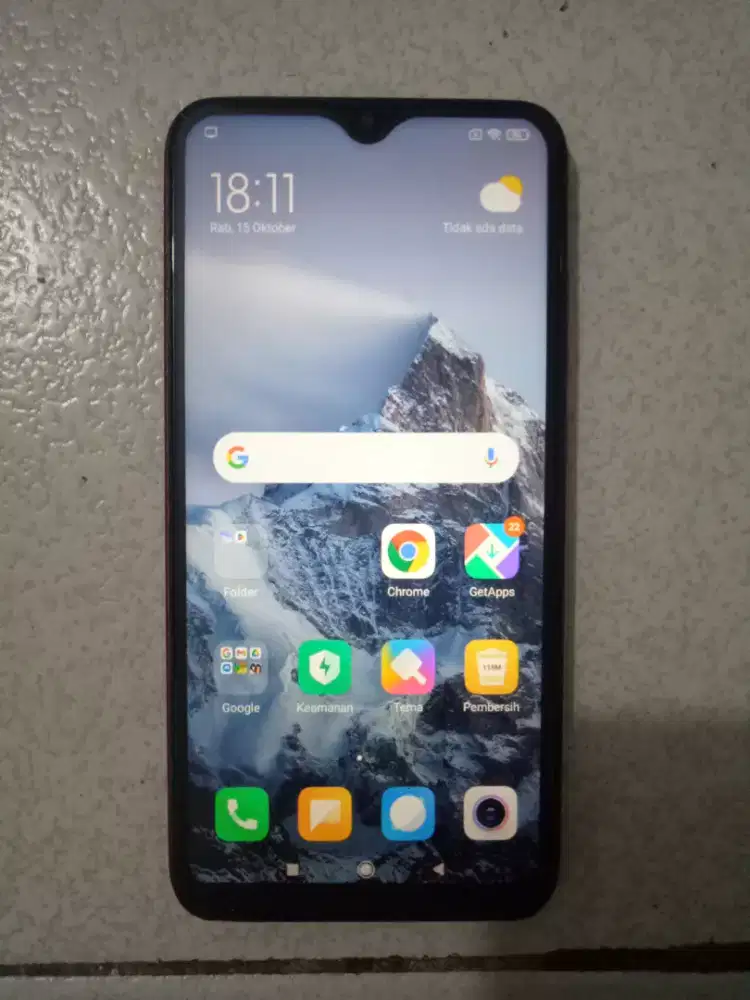 Jual cepat retmi 8 ram 4/64 minus pemakaian, kelengkapan hp only