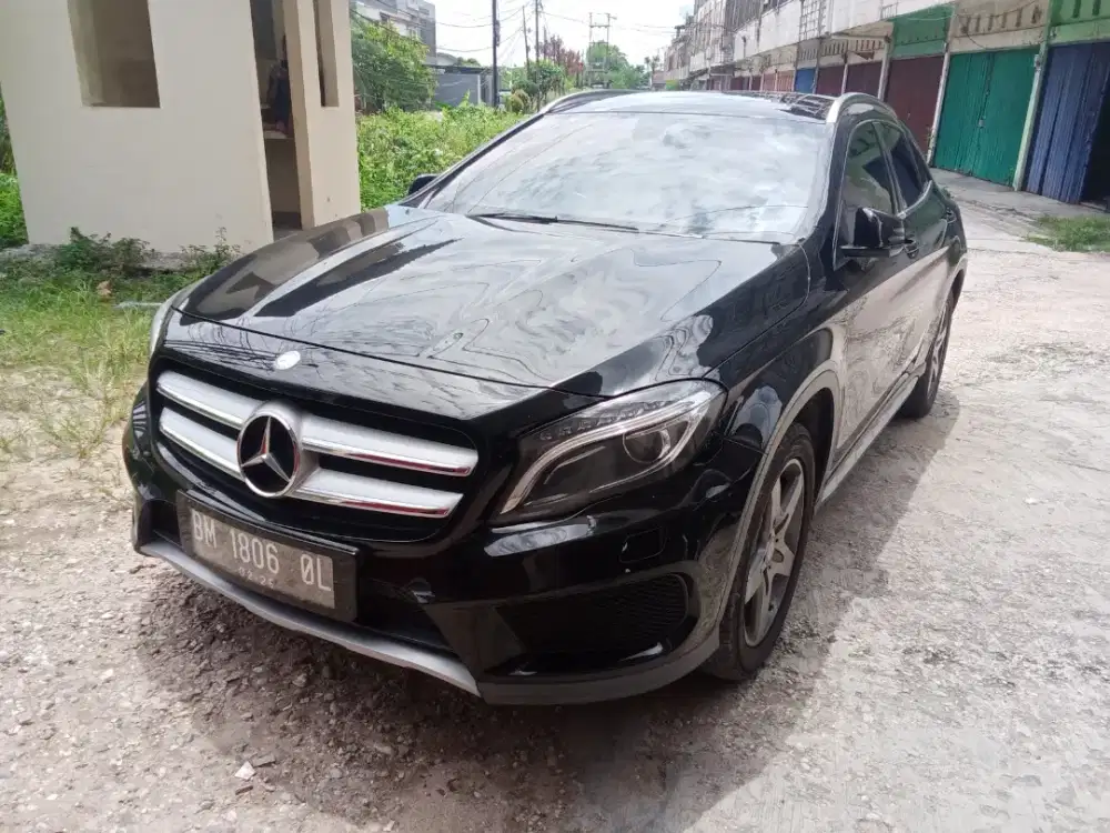 Mercy gla200 mobil simpanan mulus