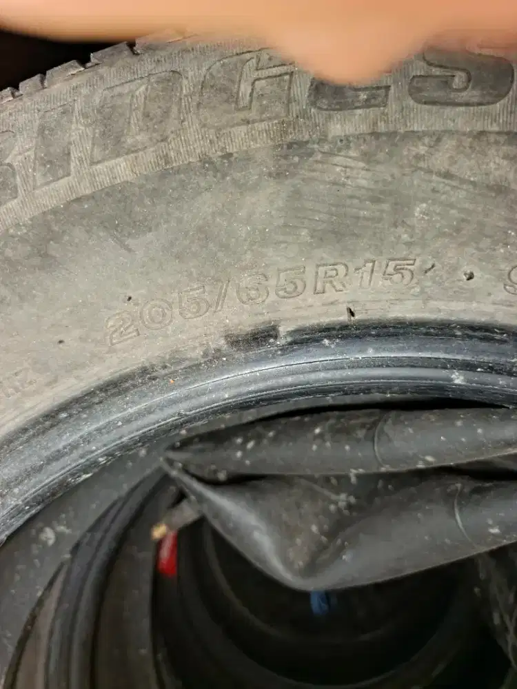 Ban bekas 205/65 RING 15