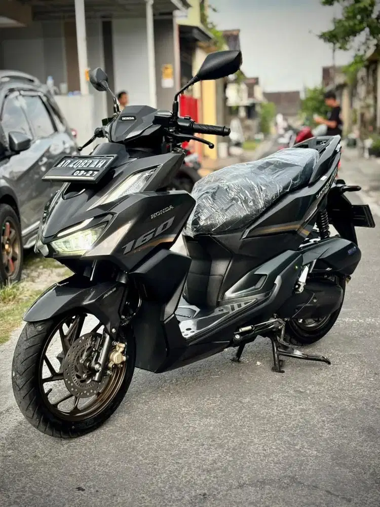 Honda VARIO 160 ABS KEYLESS TIPE TERTINGGI