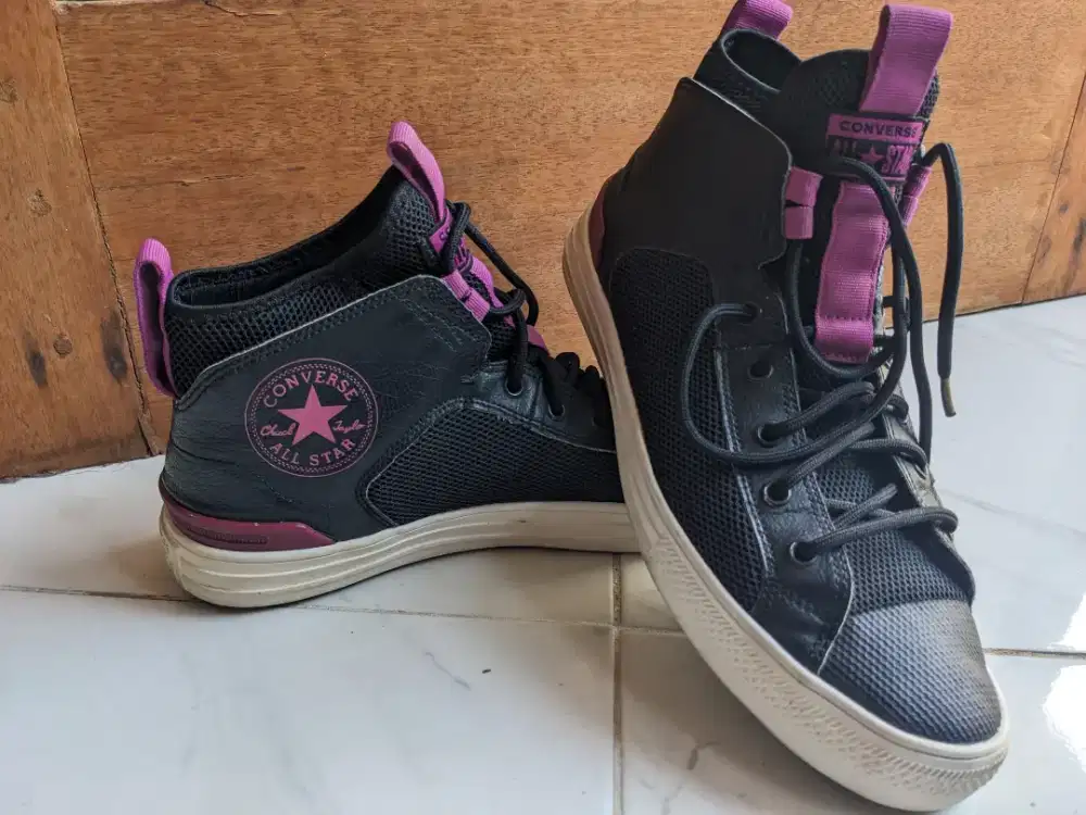 Sepatu Converse Chuck Taylor All star Ultra mid sz 43