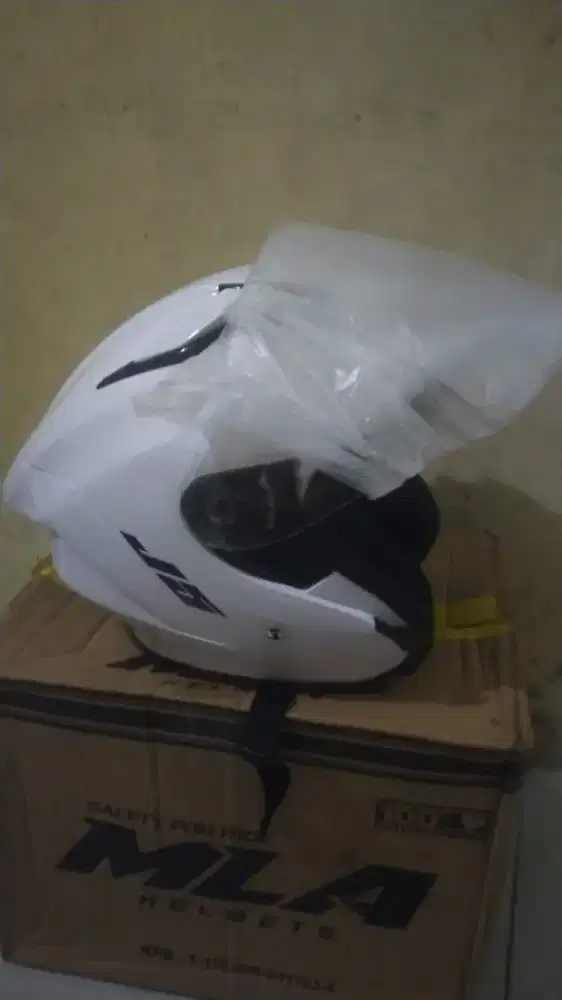 Helm baru ukuran XL
