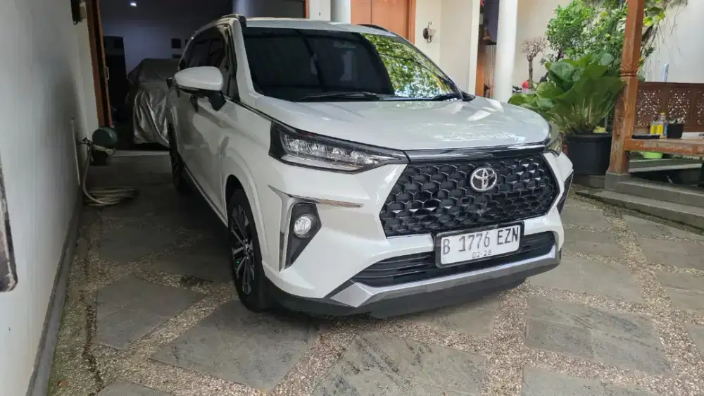 Veloz 1.5 Q CVT TSS matic 2023 pajak pjg bln 2 km 40rb record
