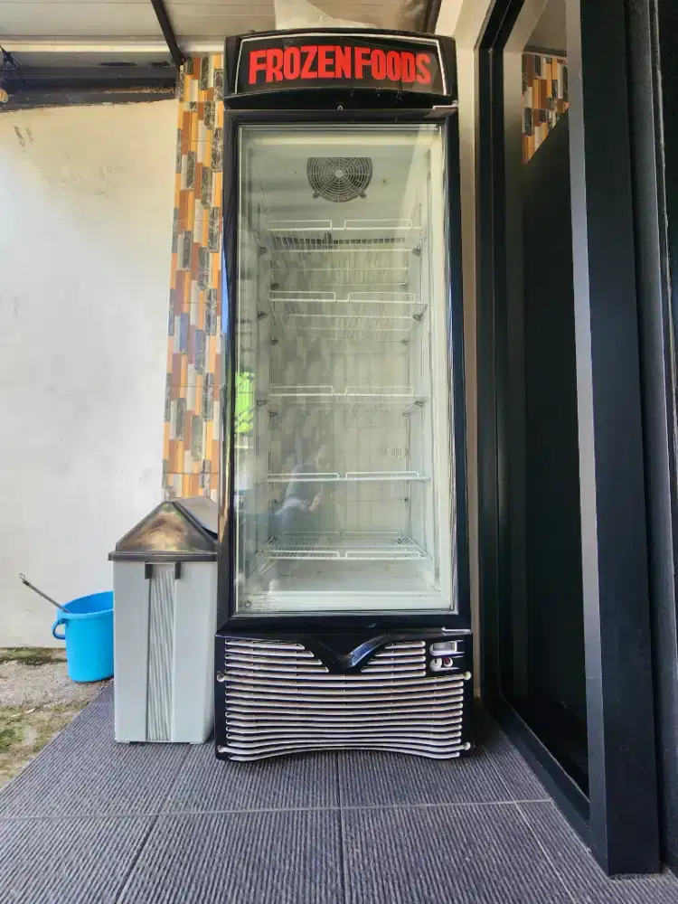 GEA frezzer 1pintu 5 tingkat