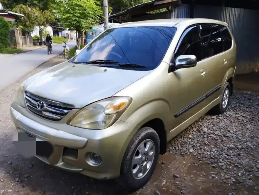 Toyota Avanza tipe g manual 2004