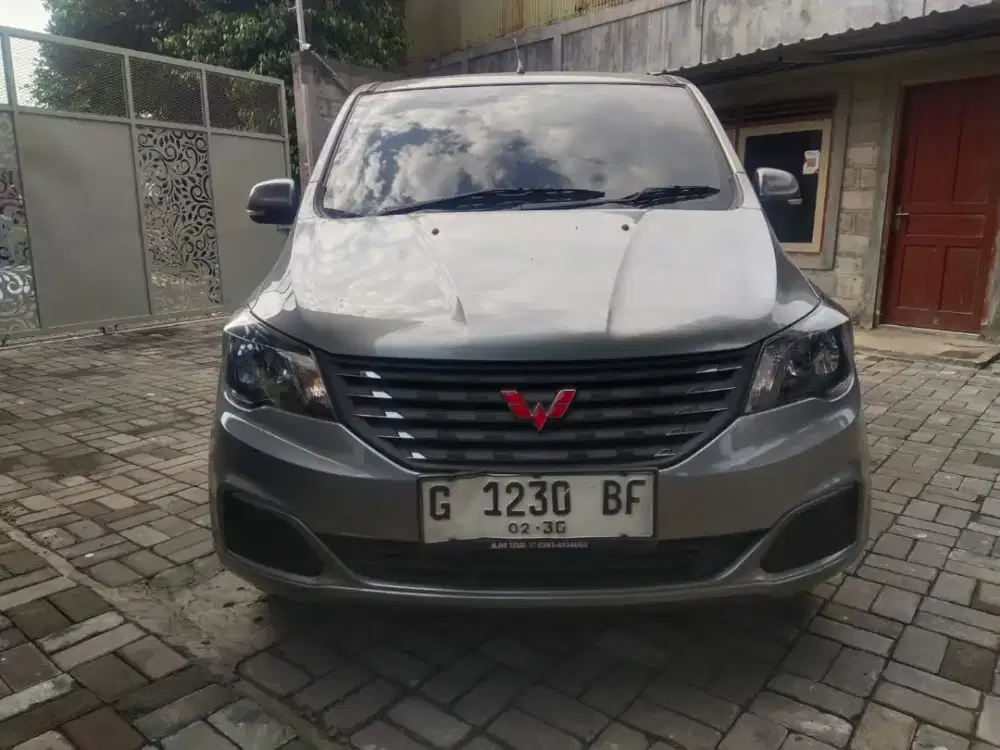 Wuling formo S 1.2 m/t 8 seater 2024/25
