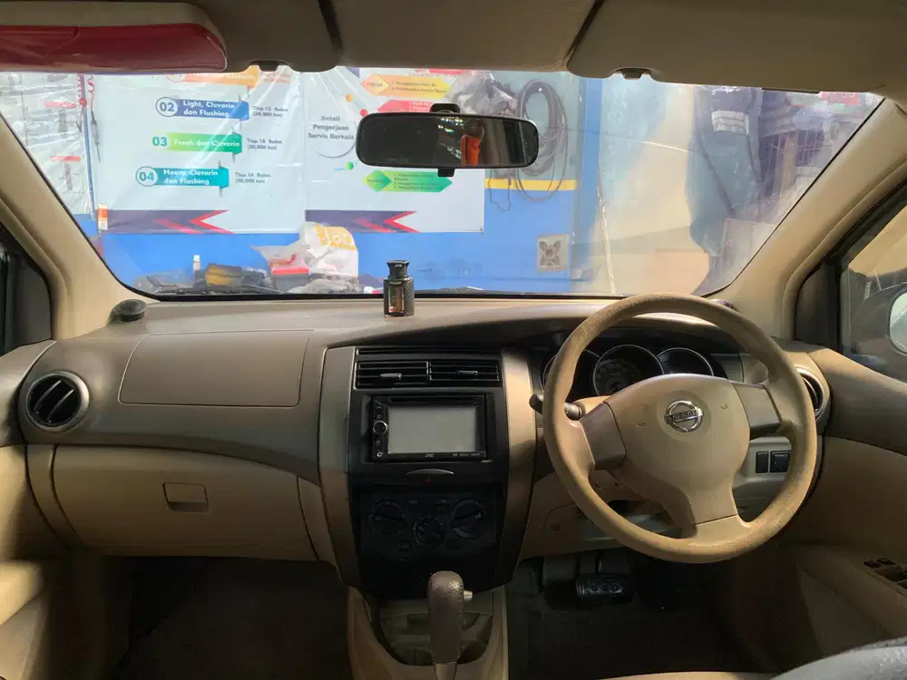 Nissan Grand livina 2009 Bensin