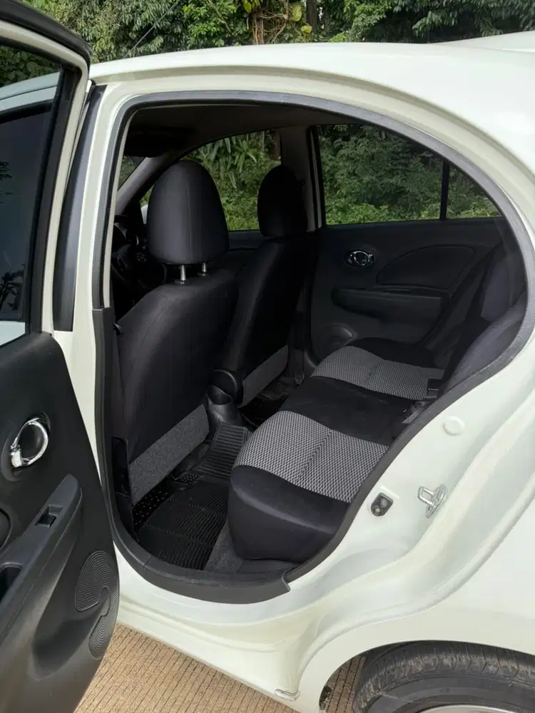 Nissan March 2013 Bensin