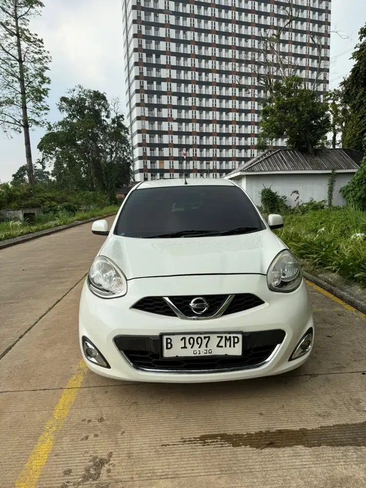 Nissan March 2013 Bensin