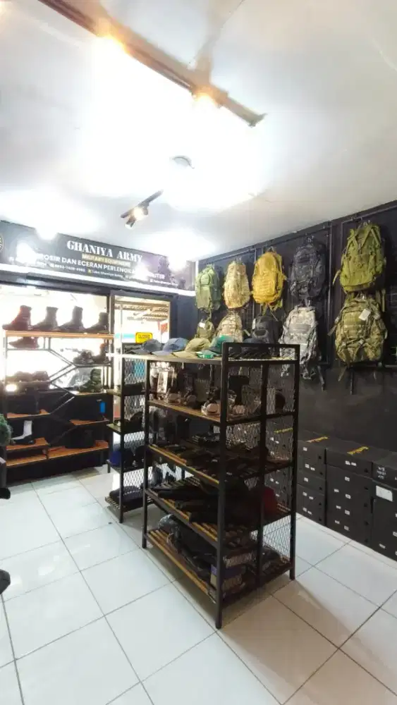 Dicari host livestreaming