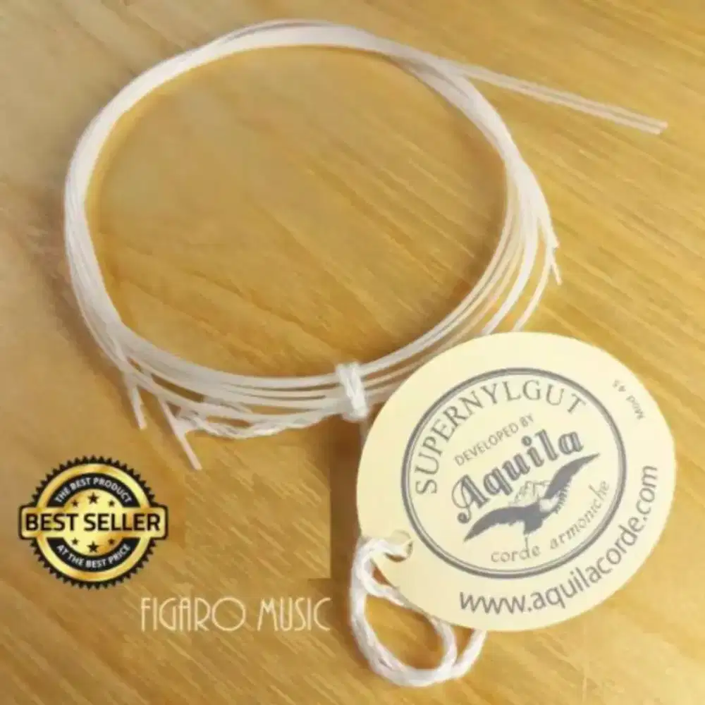 1 SET SENAR UKULELE MERK AQUILA