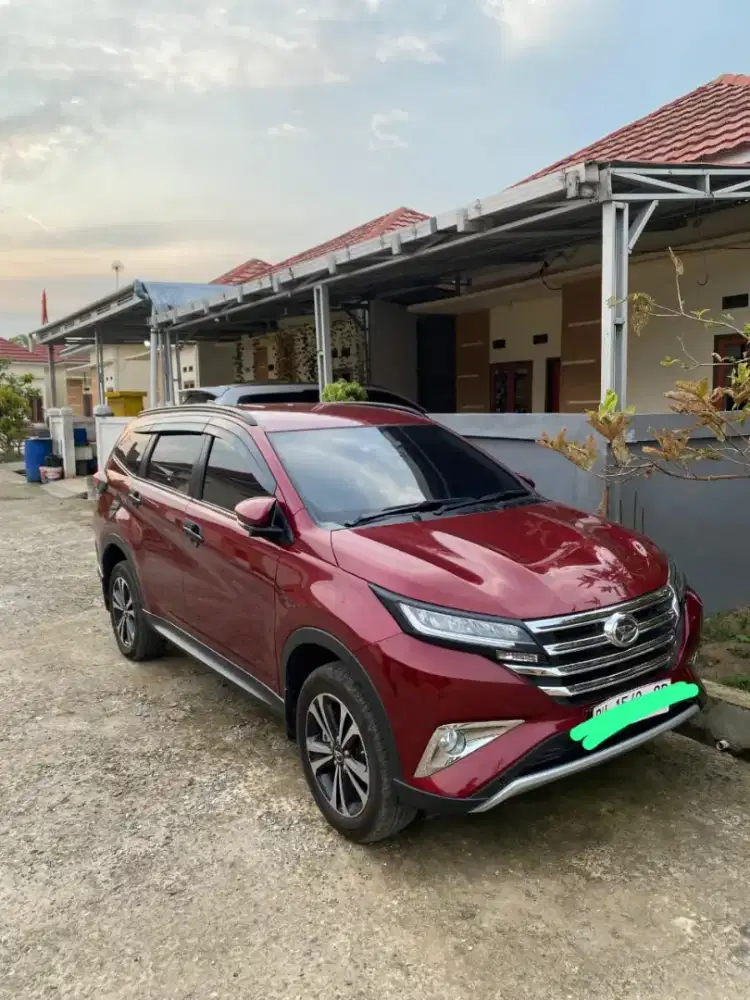 Di jual mobil terios pemakaian pribadi jarang di pakai