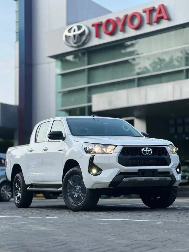 [Mobil Baru] HILUX DOUBLE CABIN 2.4 G (4x4) MT DIESEL