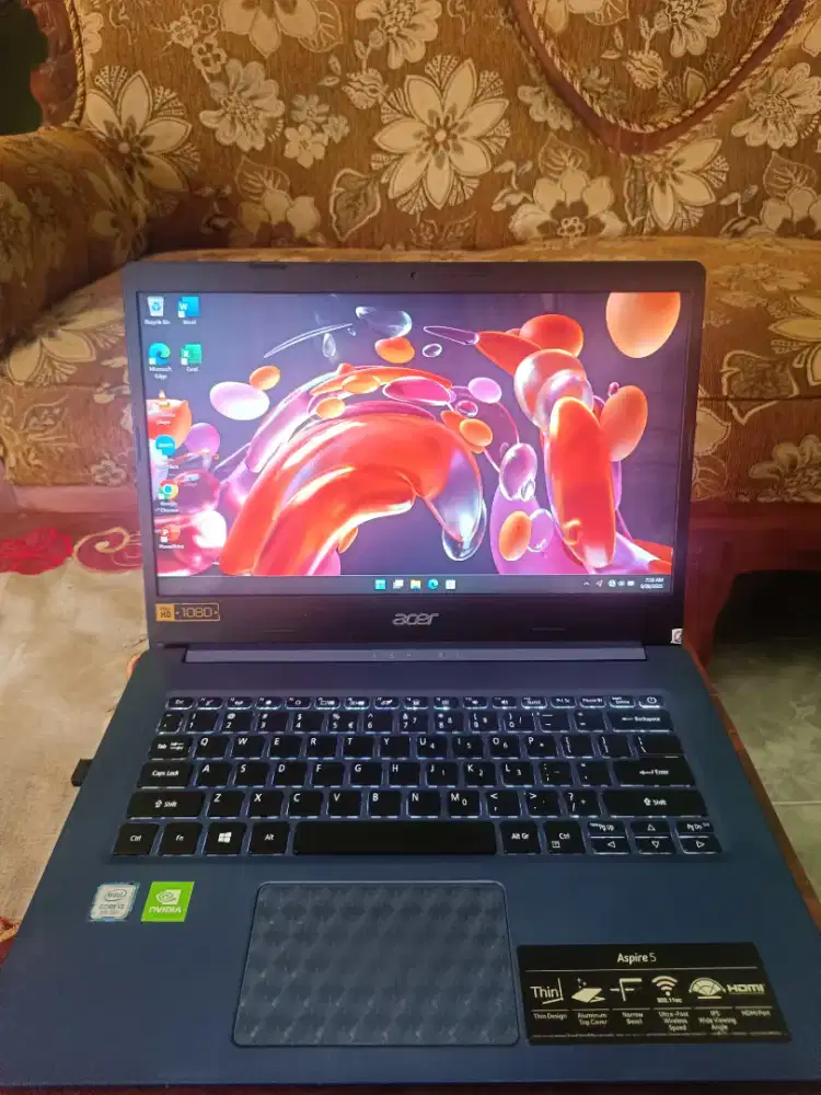 Acer aspire 5, Intel core i3-7020u,ram 8gb,memori 512gb