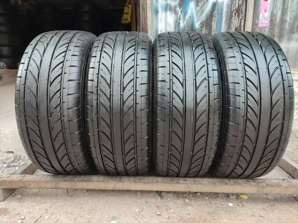 Ban bekas 225/55 R17 GT Radial Champiro GTX PRO
