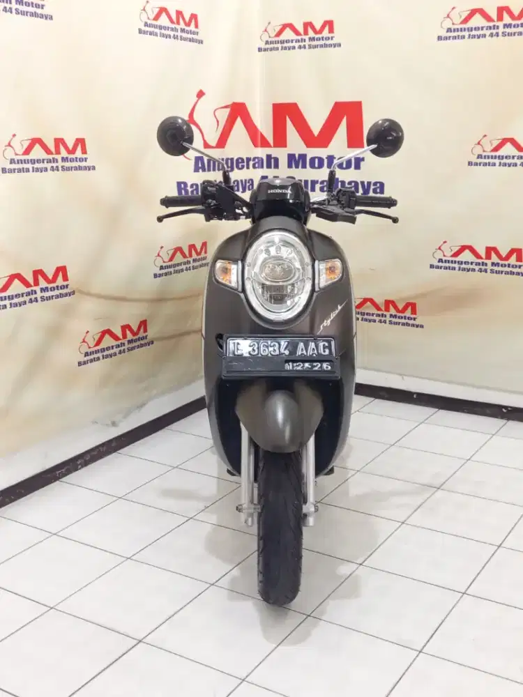 scoopy stylish Tahun 2019 warna Abu Abu