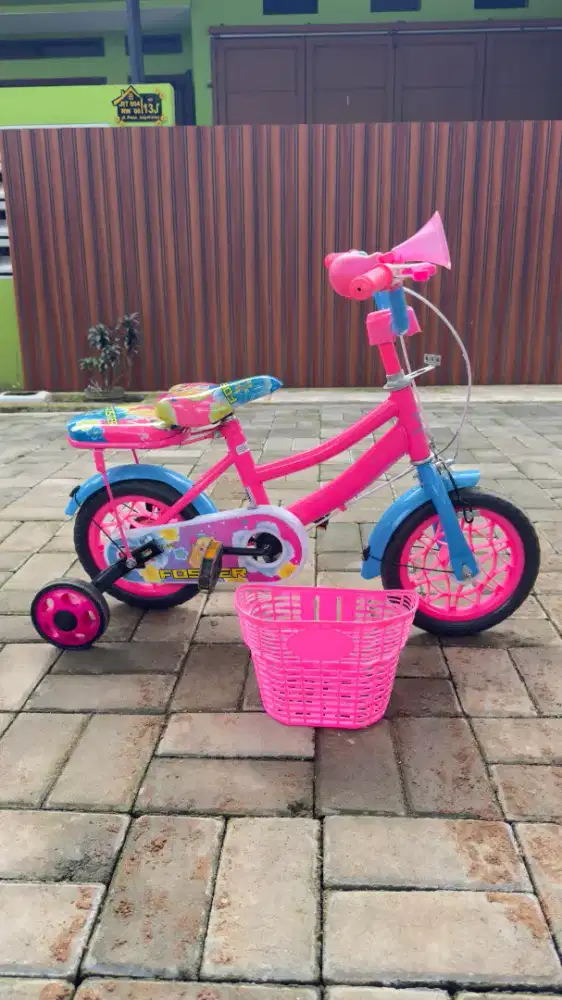 Sepeda anak 12 inch kondisi baik