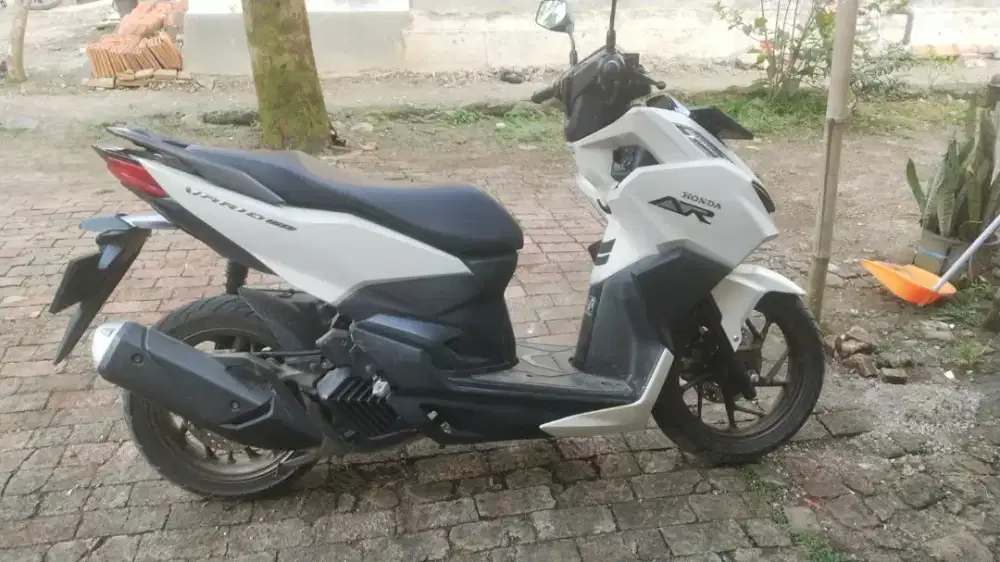Dijual Cepat Vario 160 ABS Th.2023
