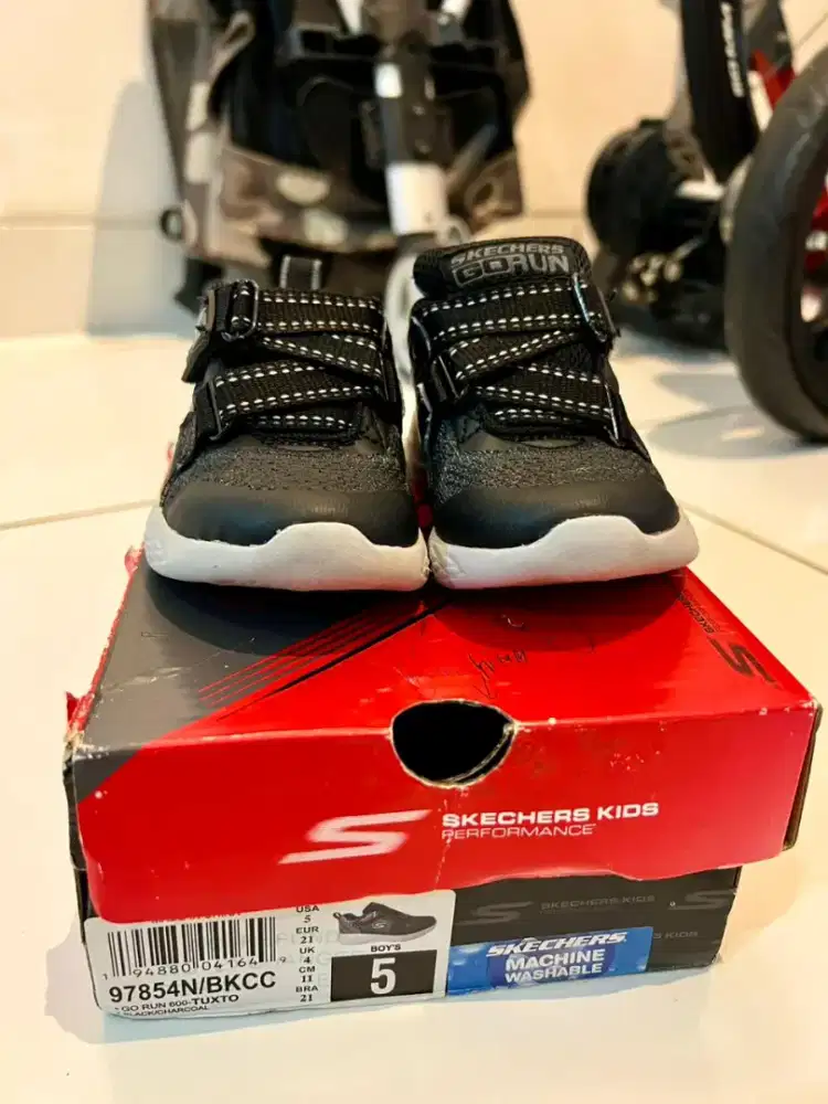 Skechers Kids kondisi like new