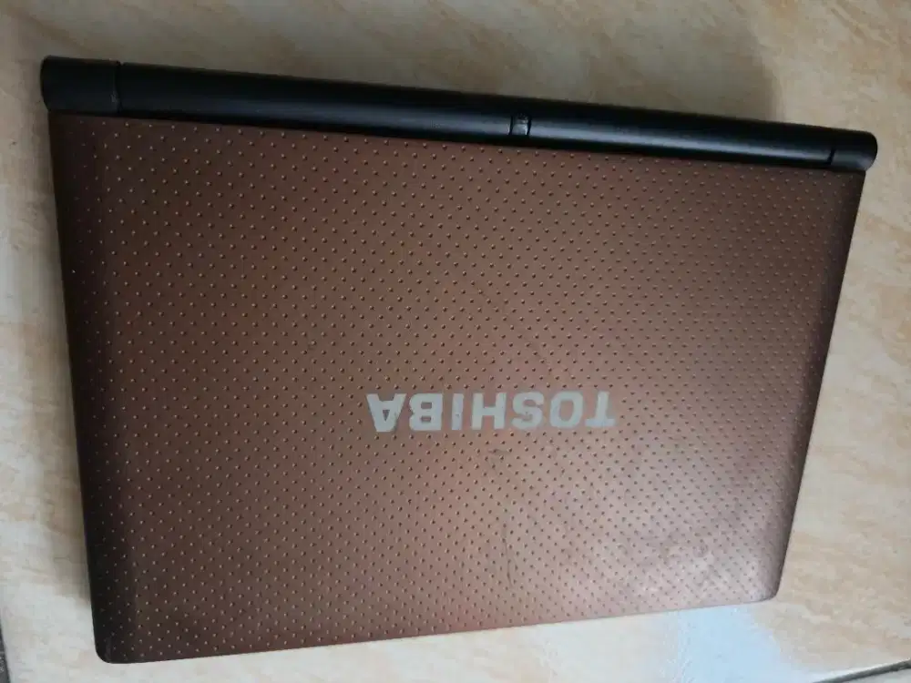 Toshiba NB520 notebook