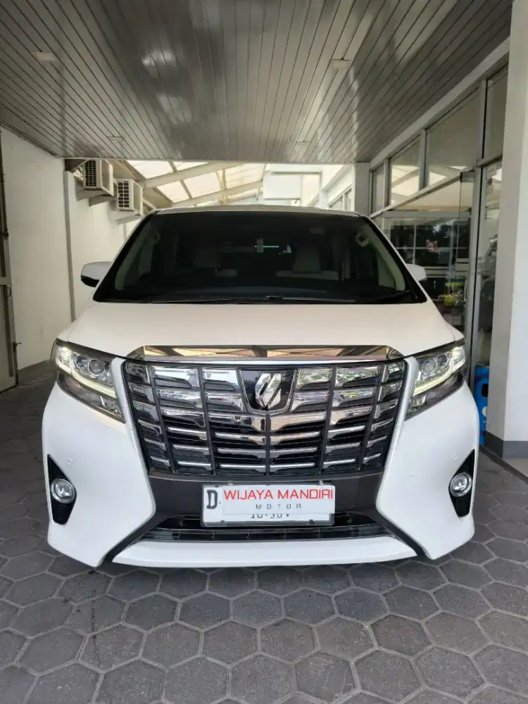 TOYOTA ALPHARD 2.5 G A/T 2016