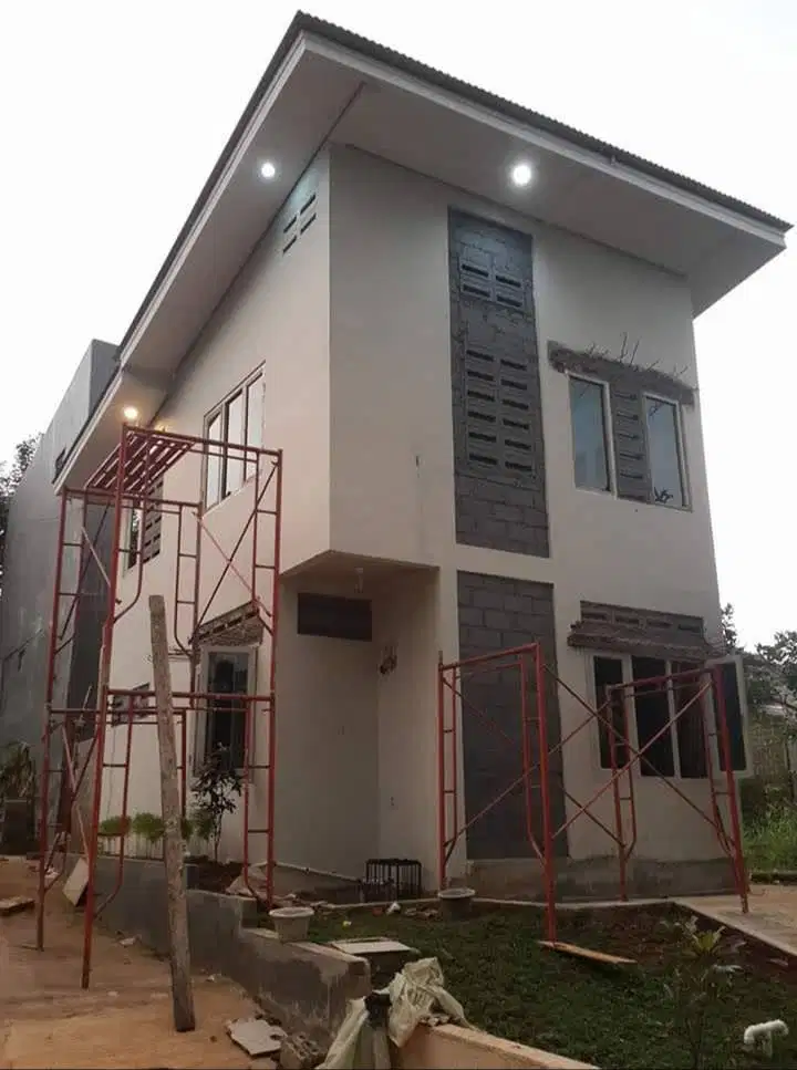 Dijual rumah dengan tanah yang luas di Pengasinan Kabupaten Bogor