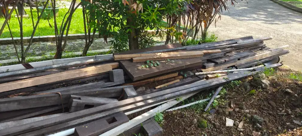 Dijual Cepat Balok dan Kayu Ulin