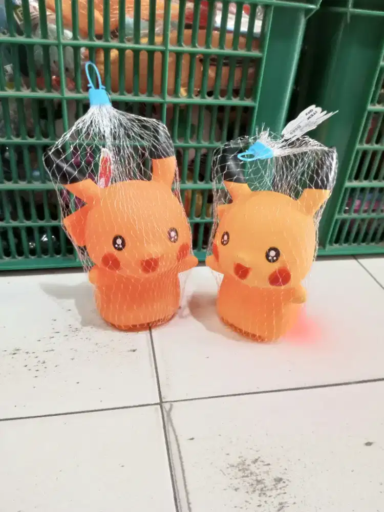 Mainan anak cit Pikachu karet