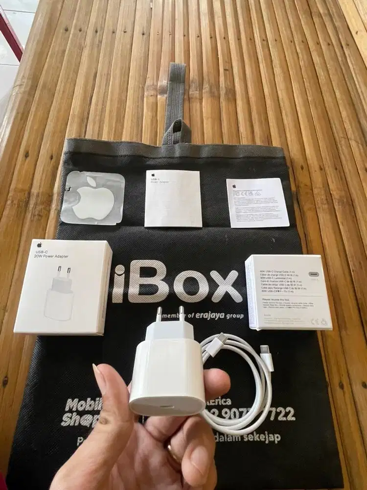 Charger iphone resmi ibox 20 watt(Garansi)Bisa di antar/cod tmpat