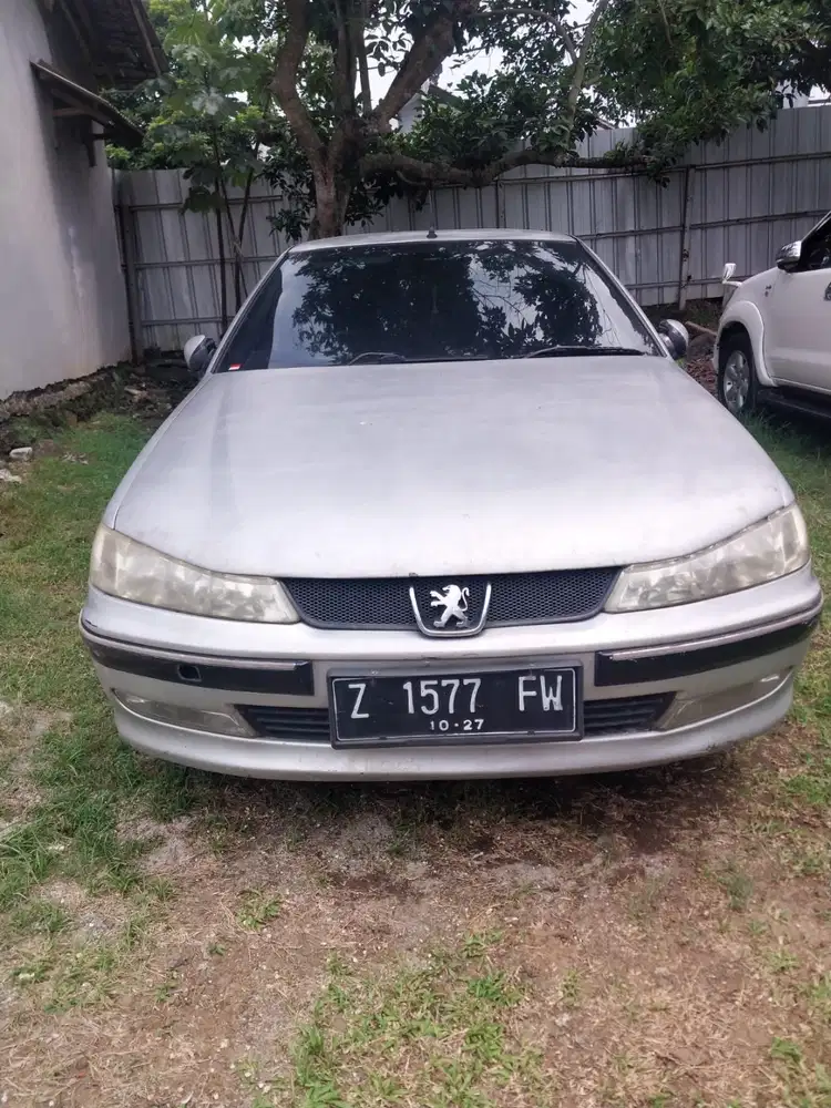 MOBIL BEKAS PEUGEOT 406 tahun 2000