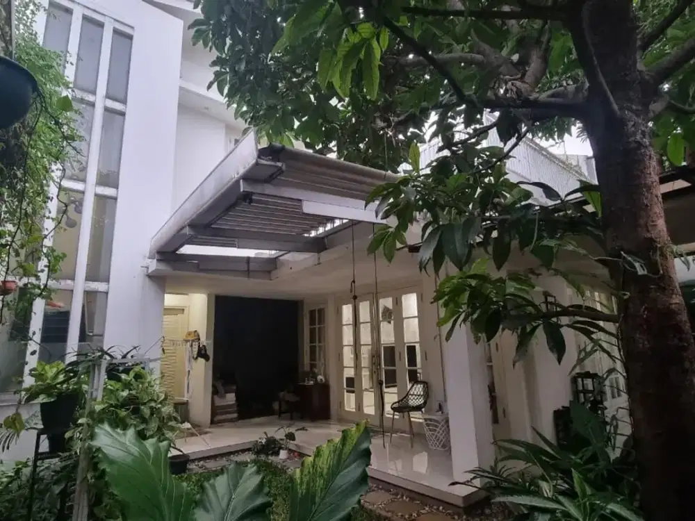 Rumah mewah komplek Kurdi dekat tol Moch toha