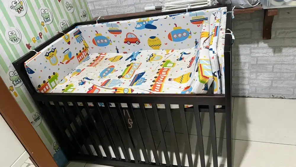 Ranjang bayi + kasur bayi