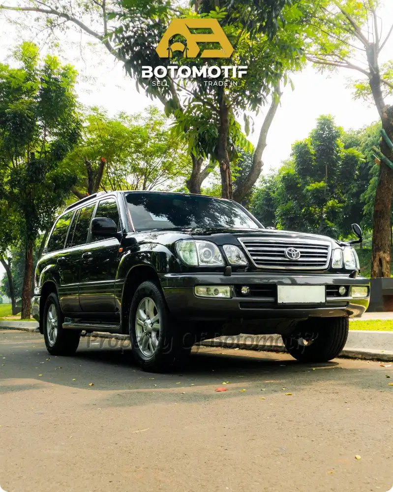 Toyota Land Cruiser Cygnus V8 Night Vision 2005 Solid Black