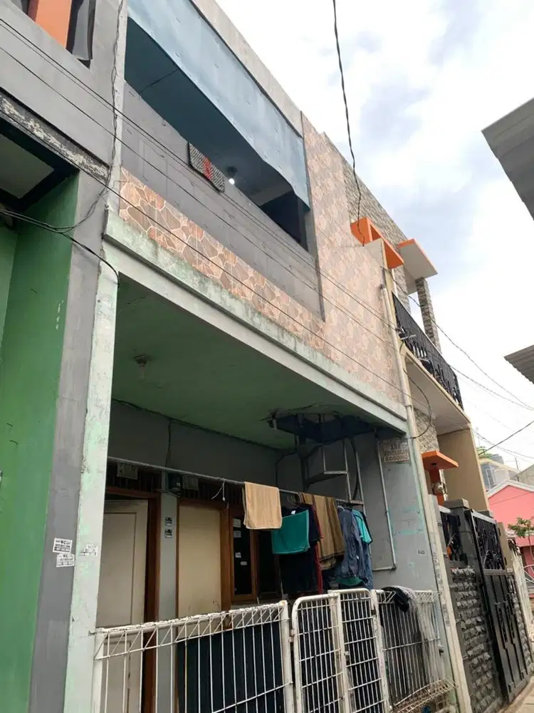 KONTRAKAN 3 PETAK